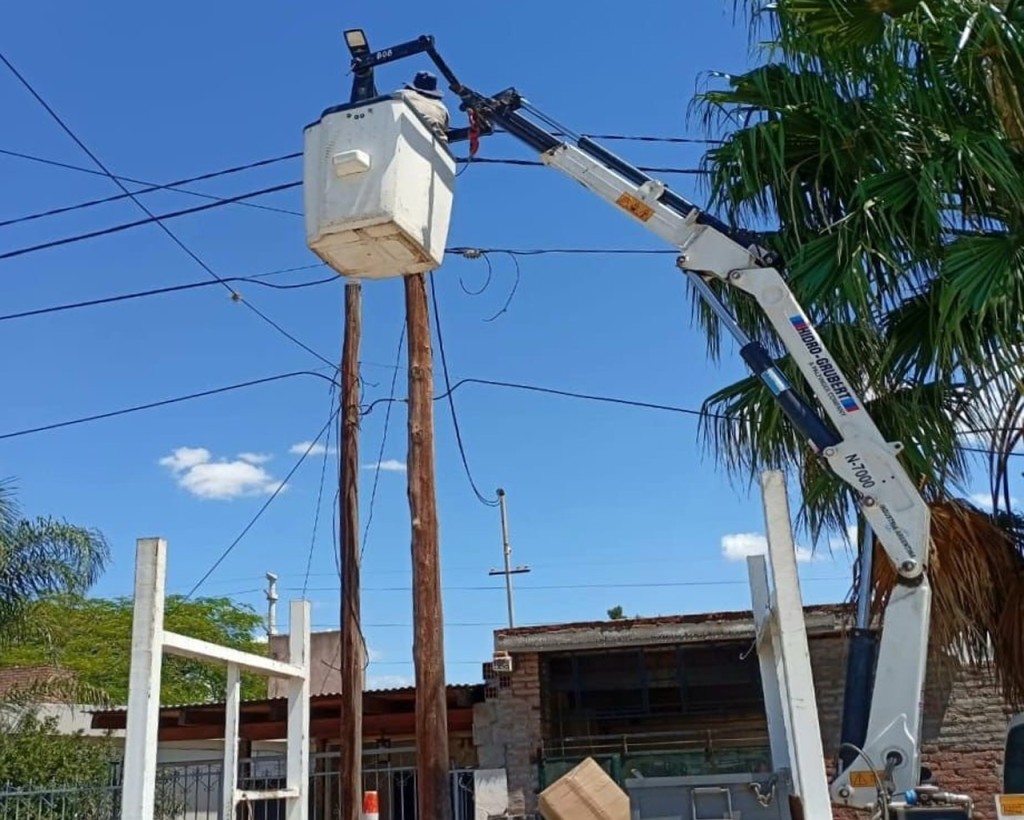 Recambio y mantenimiento de luminarias en los barrios
