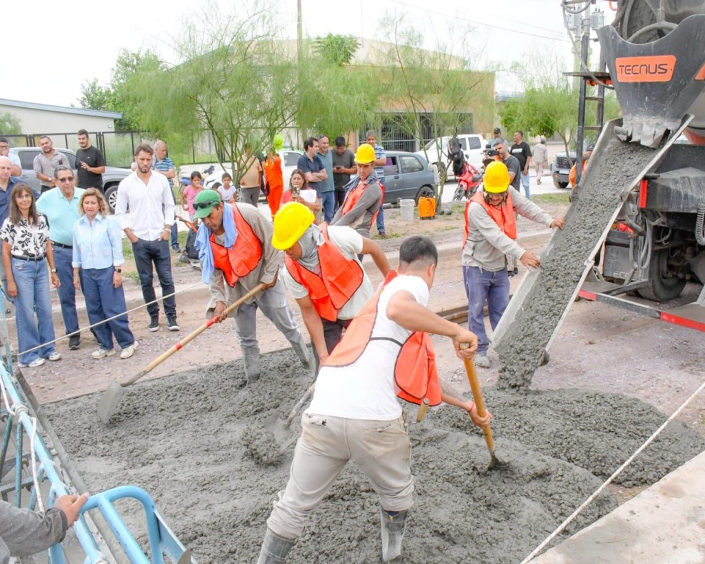Avance de la pavimentaci&oacute;n en el barrio Bel&eacute;n