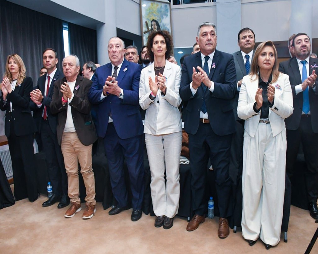 La intendente Fuentes en el Mensaje Anual del gobernador El&iacute;as Su&aacute;rez