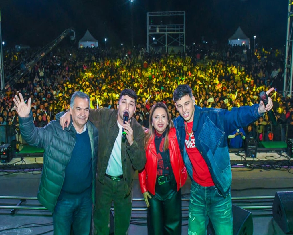 Festival D&iacute;a del Amigo tuvo un lleno total en Plaza A&ntilde;oranzas