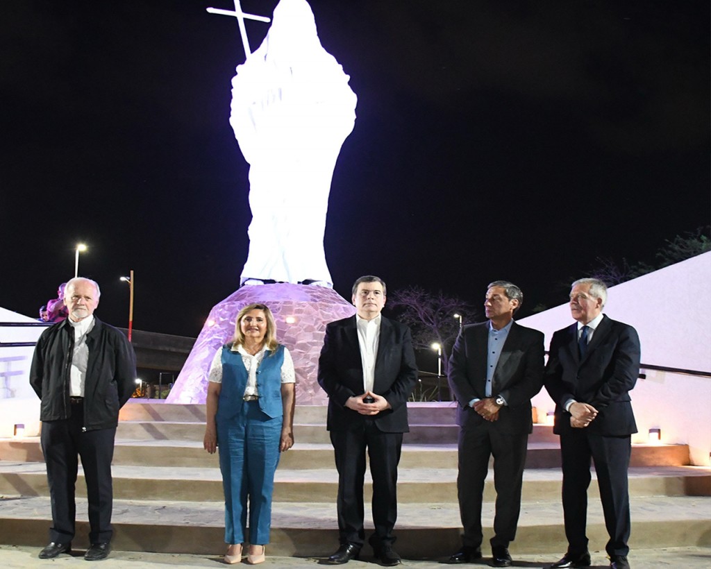 El gobernador y la intendente inauguraron el Parque Mama Antula